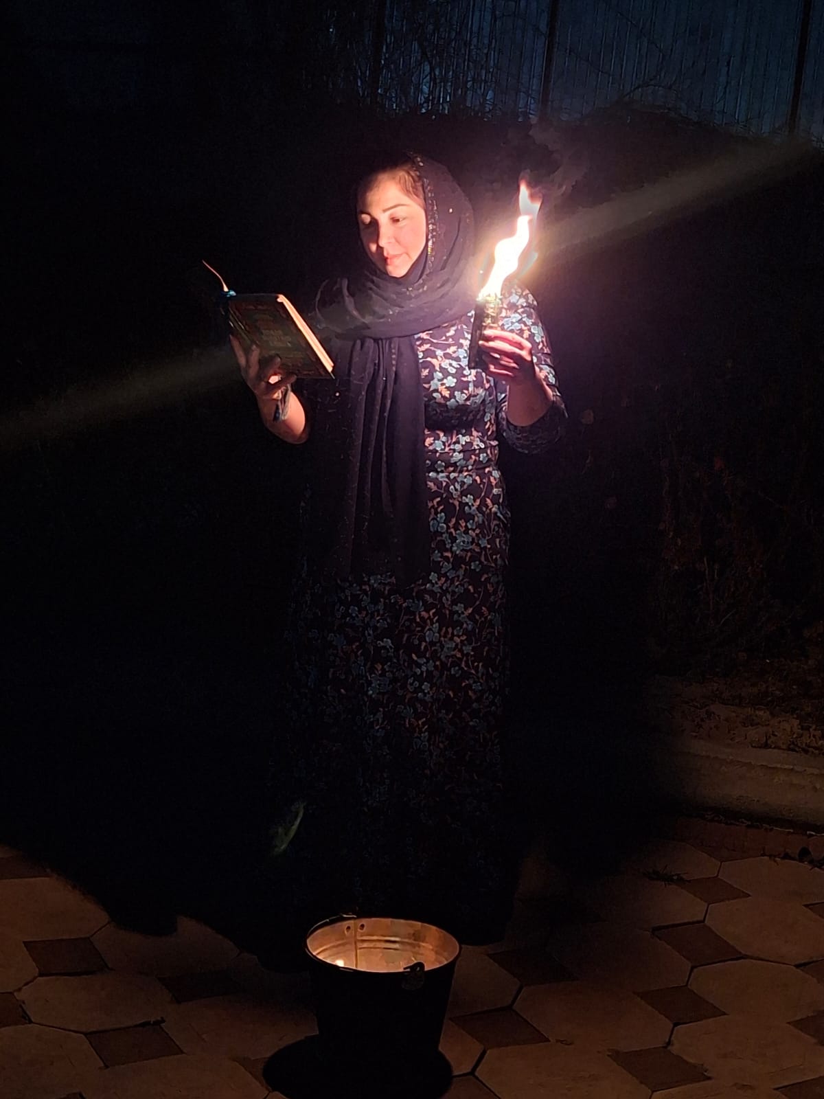 таролог-гадалка Амина